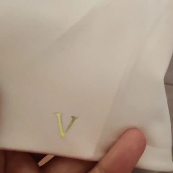 Victoria's Secret Bra - Picture 5 of 5